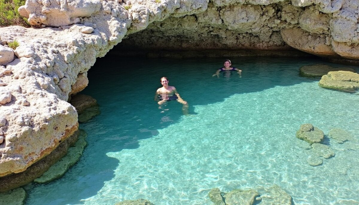 Découvrez la piscine naturelle de la vallée du Fango en Corse : guide pratique et conseils d'accès